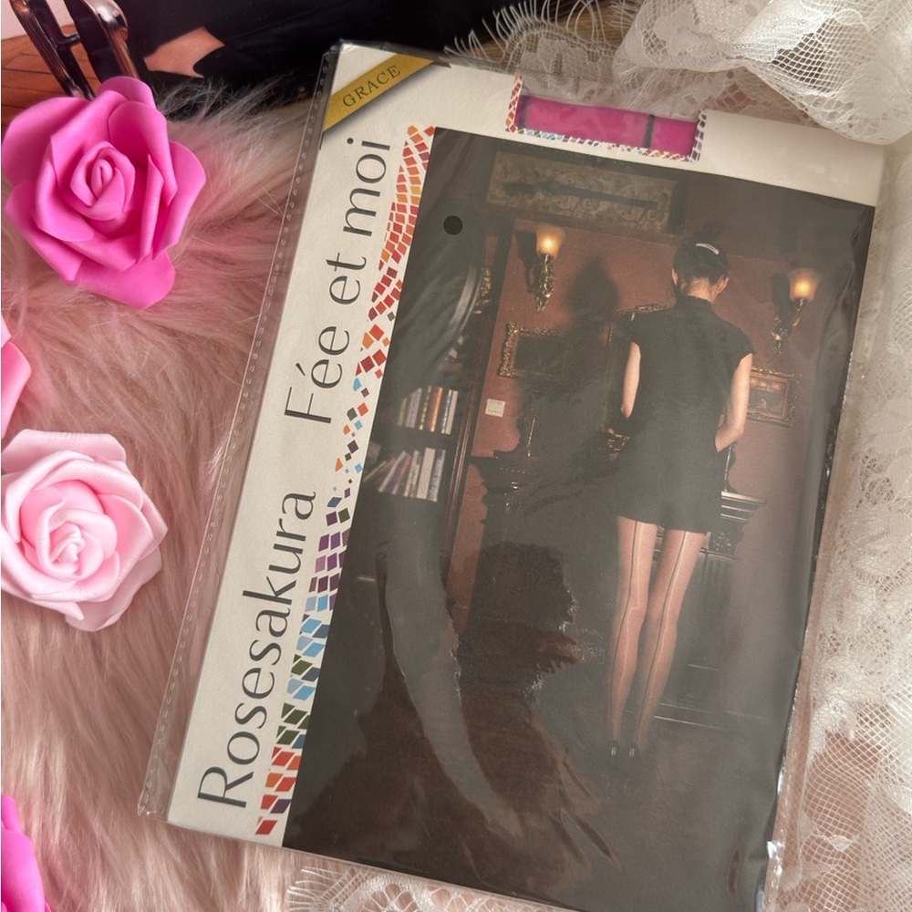 Rosesakura Fée et moi Sheer Back-Seam Stockings - Black